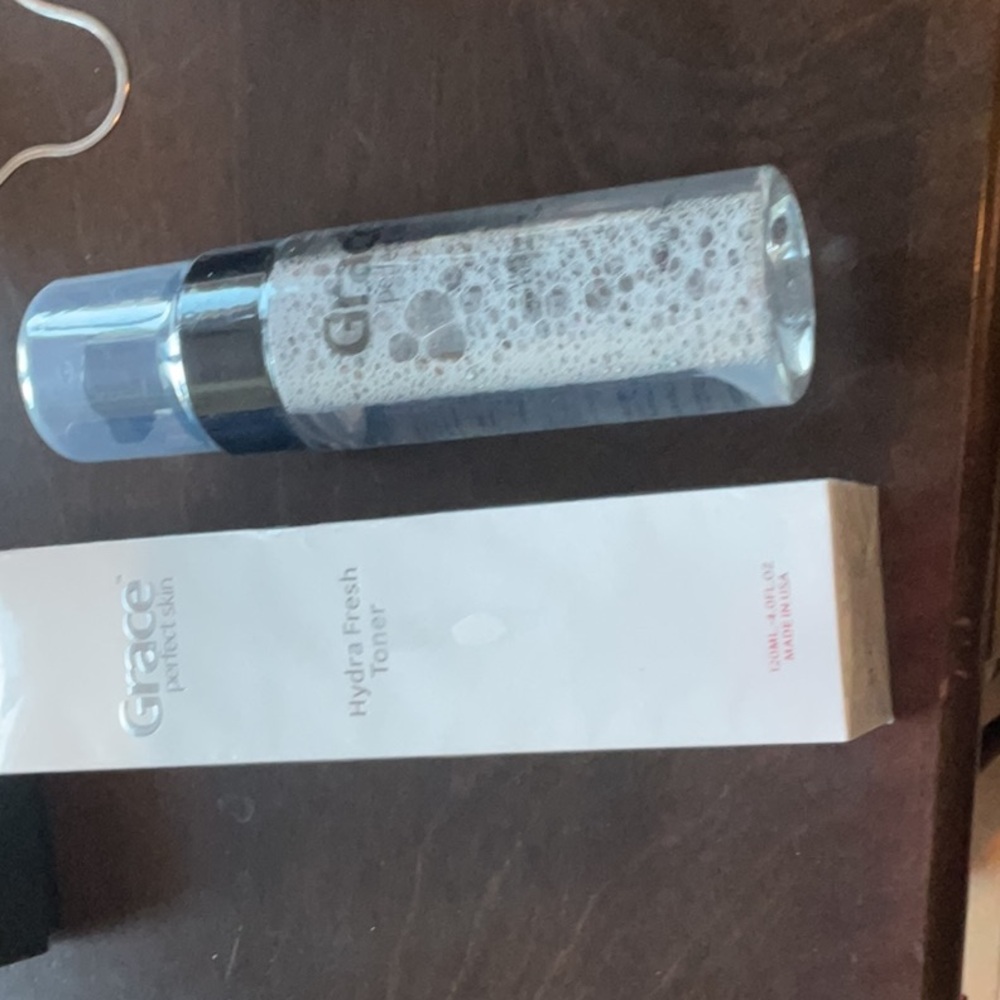 Grace cleanser exfoliating foam and toner. 2fer - Picture 2 of 4